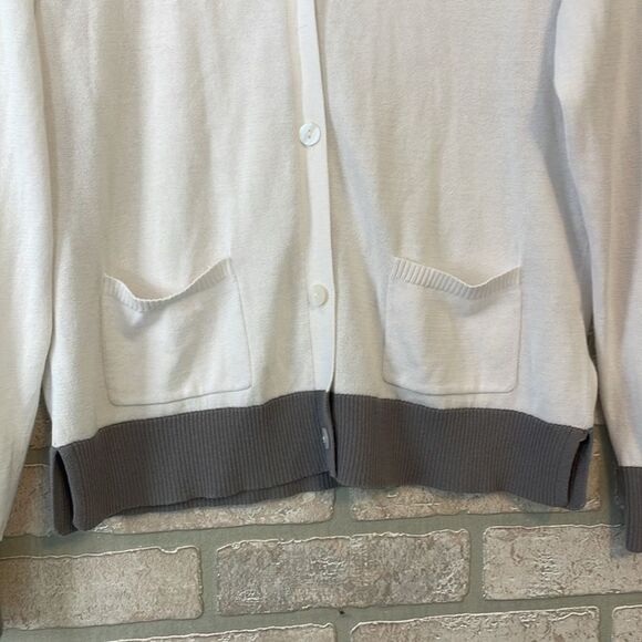 Pendleton Cardigan Sweater White W/ Gray Trim lightweight soft material sz M - Picture 3 of 9